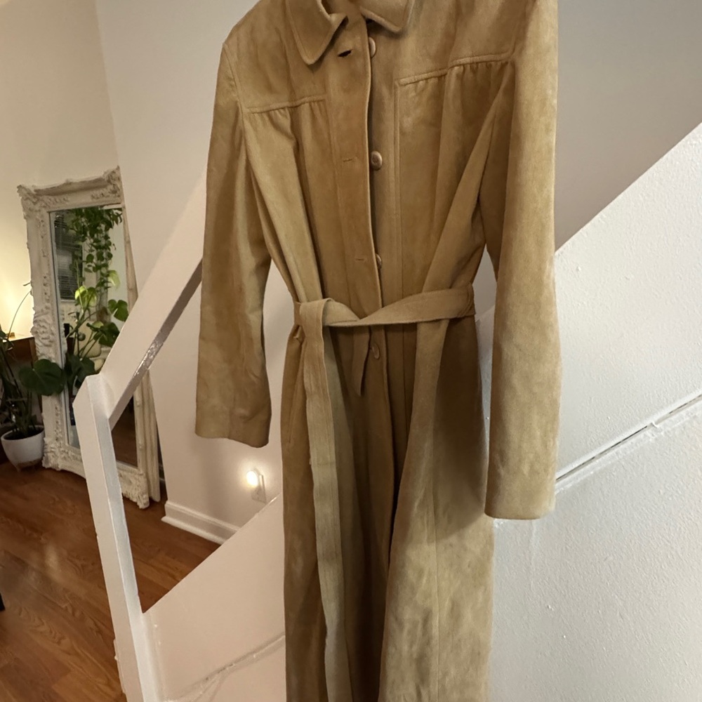 Count Romi Vintage 70s Camel Trench